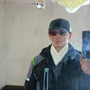 Парни в Новосибирске: Станислав, 51 - ищет девушку из Новосибирска