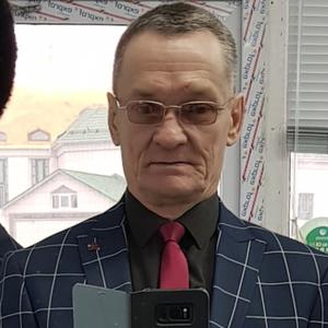 Михаил, 69 лет, Сургут
