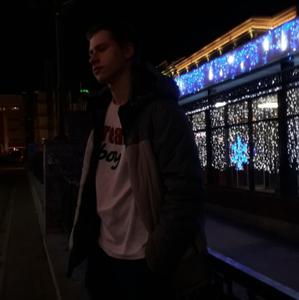 Парни в Элисте: Алексей, 27 - ищет девушку из Элисты