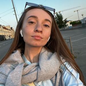 Девушки в Казани (Татарстан): Валерия, 22 - ищет парня из Казани (Татарстан)