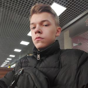 Олег, 20 лет, Обнинск