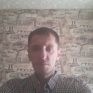 Олег, 38 лет, Первоуральск
