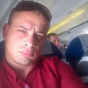 Андрей, 37 лет, Южноуральск