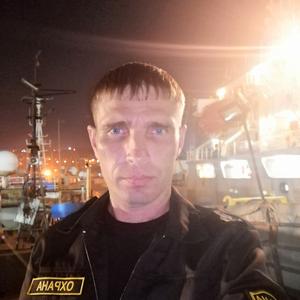 Парни в Арсеньеве: Алекс, 43 - ищет девушку из Арсеньева