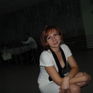 Девушки в Морозовске: Александра, 35 - ищет парня из Морозовска