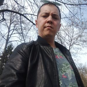 Парни в Нальчике: Владик, 39 - ищет девушку из Нальчика