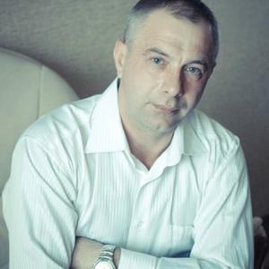 Вадим Карасенко, 57 лет, Уссурийск