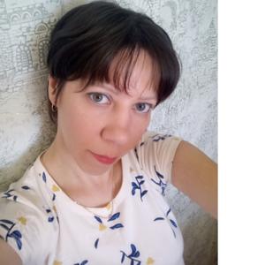 Девушки в Екатеринбурге: Екатерина, 40 - ищет парня из Екатеринбурга