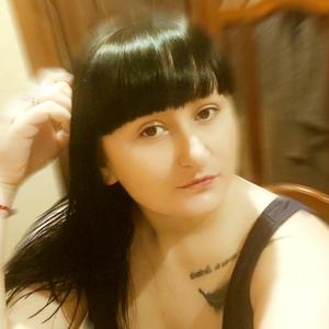 Девушки в Сызрани: Кристина, 38 - ищет парня из Сызрани