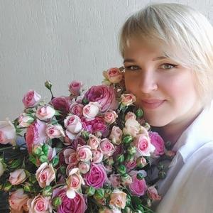 Девушки в Краснодаре (Краснодарский край): Любовь, 34 - ищет парня из Краснодара (Краснодарский край)