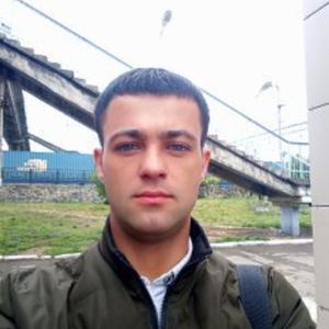 Дмитрий, 37 лет, Усть-Кут