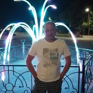 Михаил, 49 лет, Астрахань