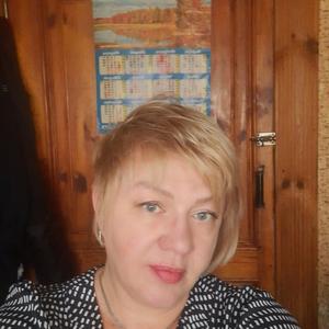 Девушки в Новозыбкове: Ярослава, 52 - ищет парня из Новозыбкова
