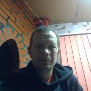 Валерий, 43 года, Барнаул
