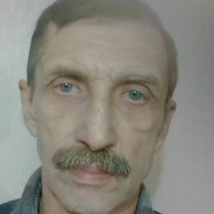 Саша, 57 лет, Саратов