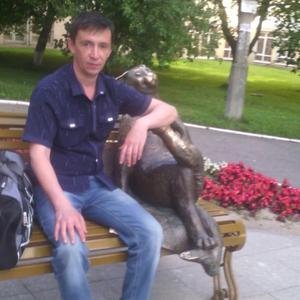 Парни в Черняховске: Игорь, 52 - ищет девушку из Черняховска