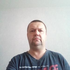 Парни в Гатчине: Александр, 41 - ищет девушку из Гатчины