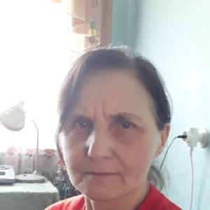 Девушки в Пугачеве: Татьяна, 65 - ищет парня из Пугачева