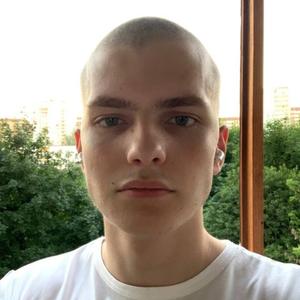 Максим, 23 года, Звенигород