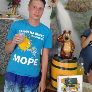 Парни в Ижевске: Илья, 25 - ищет девушку из Ижевска