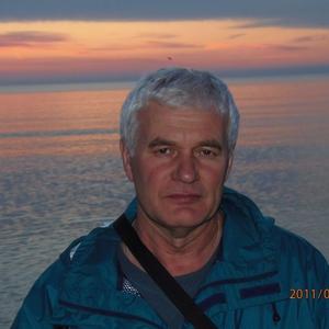 Парни в Балтийске: Владимир, 70 - ищет девушку из Балтийска