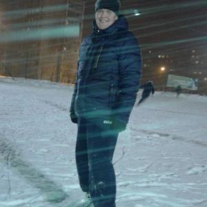 Парни в Новомосковске: Санек, 34 - ищет девушку из Новомосковска
