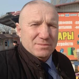 Олег Иванович, 53 года, Артем