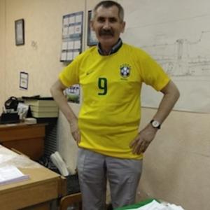 Вячеслав, 66 лет, Казань
