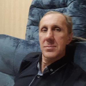 Парни в Омске: Игорь, 52 - ищет девушку из Омска