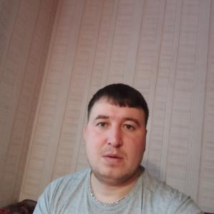 Парни в Бугульме (Татарстан): Ришат, 28 - ищет девушку из Бугульмы (Татарстан)