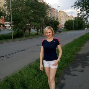 Девушки в Омске: Татьяна, 55 - ищет парня из Омска