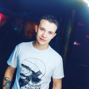 Парни в Ижевске: Вячеслав, 25 - ищет девушку из Ижевска