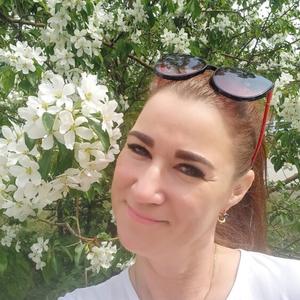Девушки в Кемерово: Галина, 42 - ищет парня из Кемерово