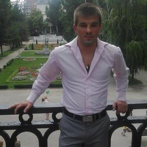 Парни в Азове: Антон, 40 - ищет девушку из Азова