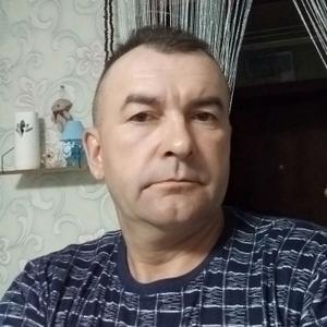 Камаз, 45 лет, Нижнекамск