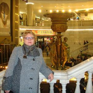 Елена, 64 года, Казань