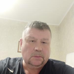 Александр, 56 лет, Стрежевой