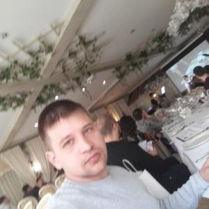 Юрий, 32 года, Осиново