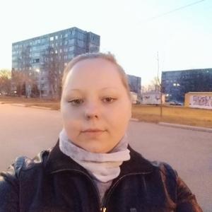 Девушки в Новомосковске: Анастасия, 33 - ищет парня из Новомосковска