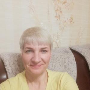 Оксана, 48 лет, Южно-Сахалинск