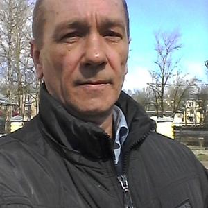 Петр, 58 лет, Волхов