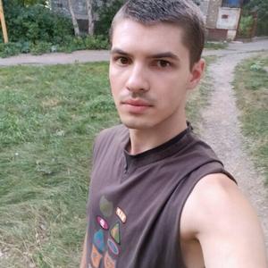 Парни в Донецке: Станислав, 24 - ищет девушку из Донецка