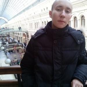 Парни в Ижевске: Рустам, 30 - ищет девушку из Ижевска