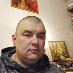 Илья, 45 лет, Екатеринбург