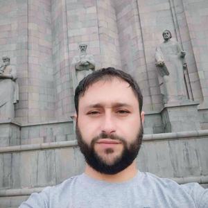Парни в Ереване: Валерик, 35 - ищет девушку из Еревана