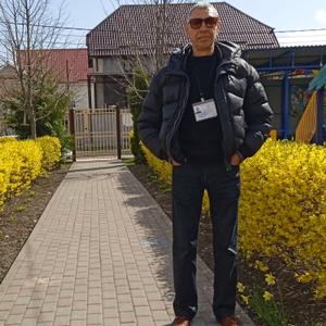 Парни в Пятигорске: Андрей, 63 - ищет девушку из Пятигорска