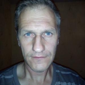 Парни в Тосно: Александр, 56 - ищет девушку из Тосно