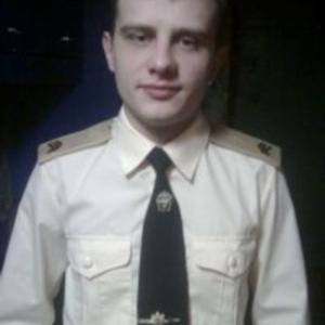 Анатолий, 35 лет, Красавино