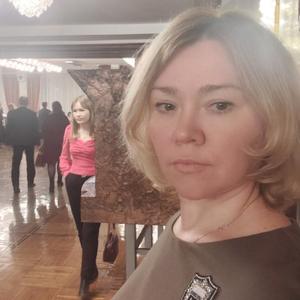 Девушки в Вологде: Светлана, 44 - ищет парня из Вологды