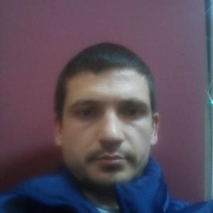 Евгений, 38 лет, Магадан